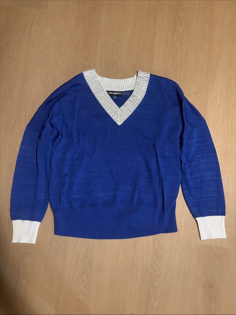 NWT Karl Lagerfeld Blue V-Neck Sweater size Large